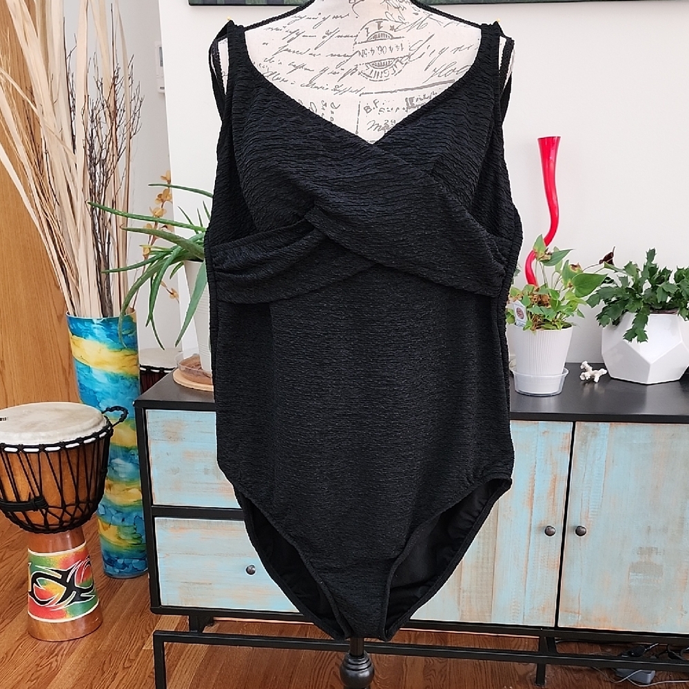 NEW - PENBROOKE HydroShaper One-piece Swimsuit - Long Torso